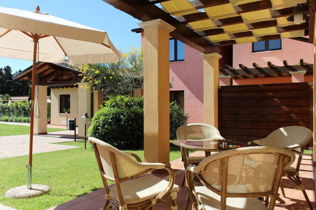 Le Corti Del Sole Residence เวนตูรีนา แตร์เม ภายนอก รูปภาพ